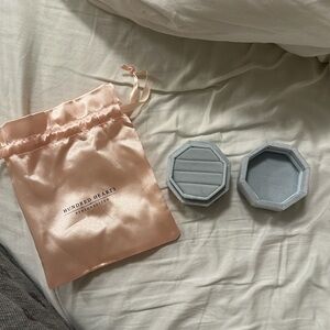 3 ring jewelry holder